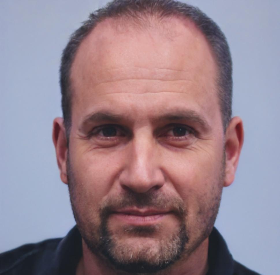 Technology director with fintech expertise